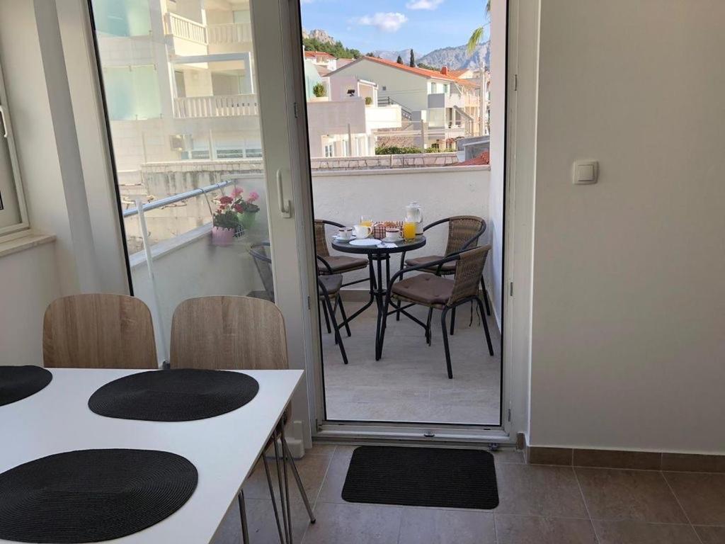 Apartmani “Kresimir” Omiš Extérieur photo
