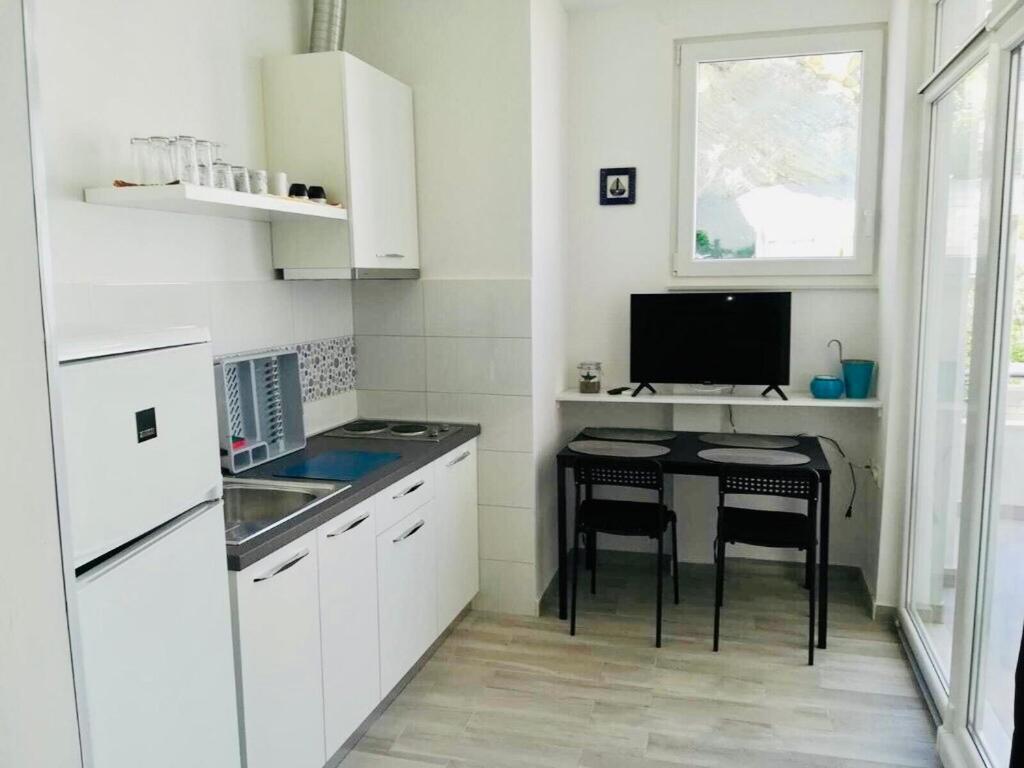 Apartmani “Kresimir” Omiš Extérieur photo