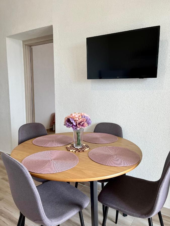 Apartmani “Kresimir” Omiš Extérieur photo